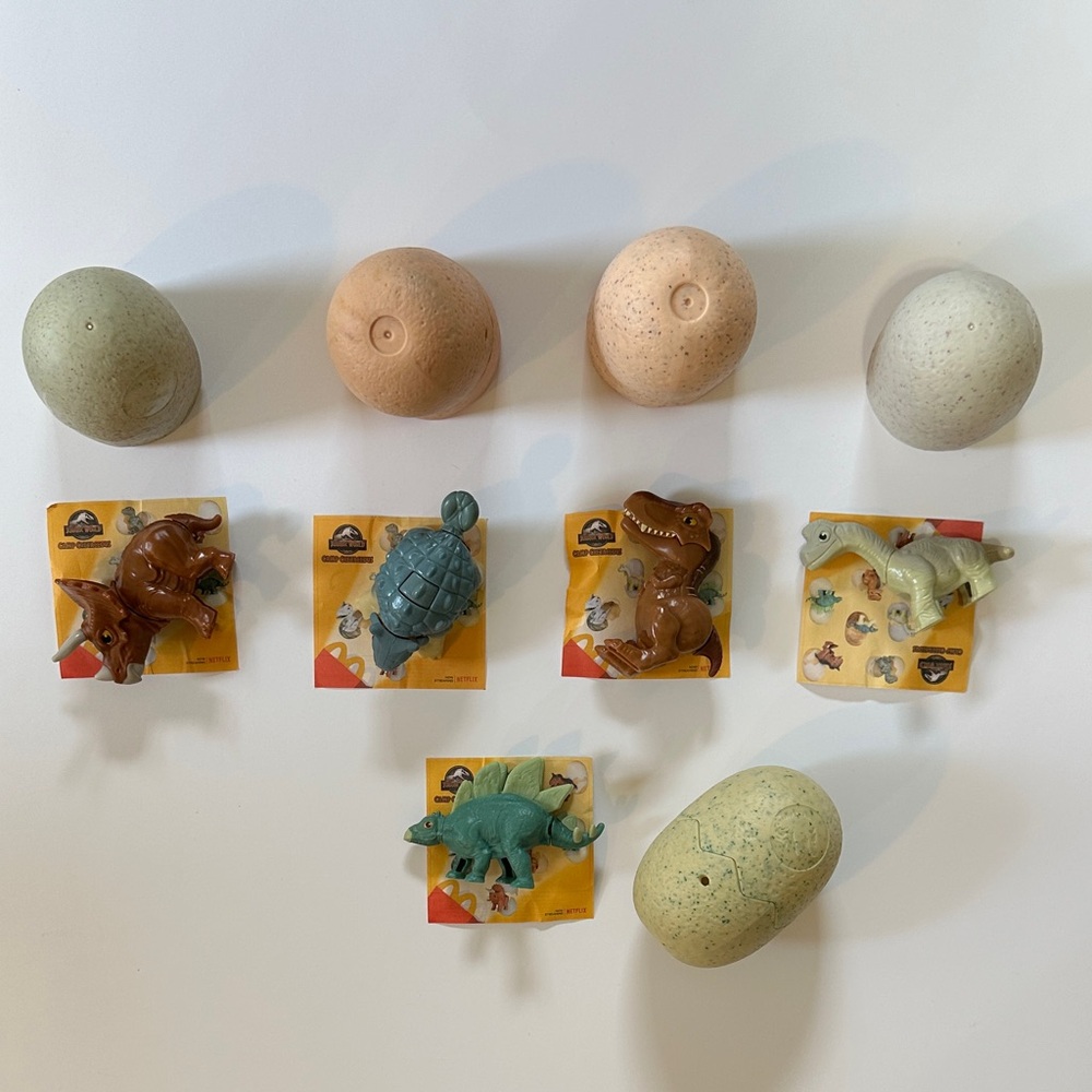 🍂 Mc Donald’s camp cretaceous - Jurassic world toy lot